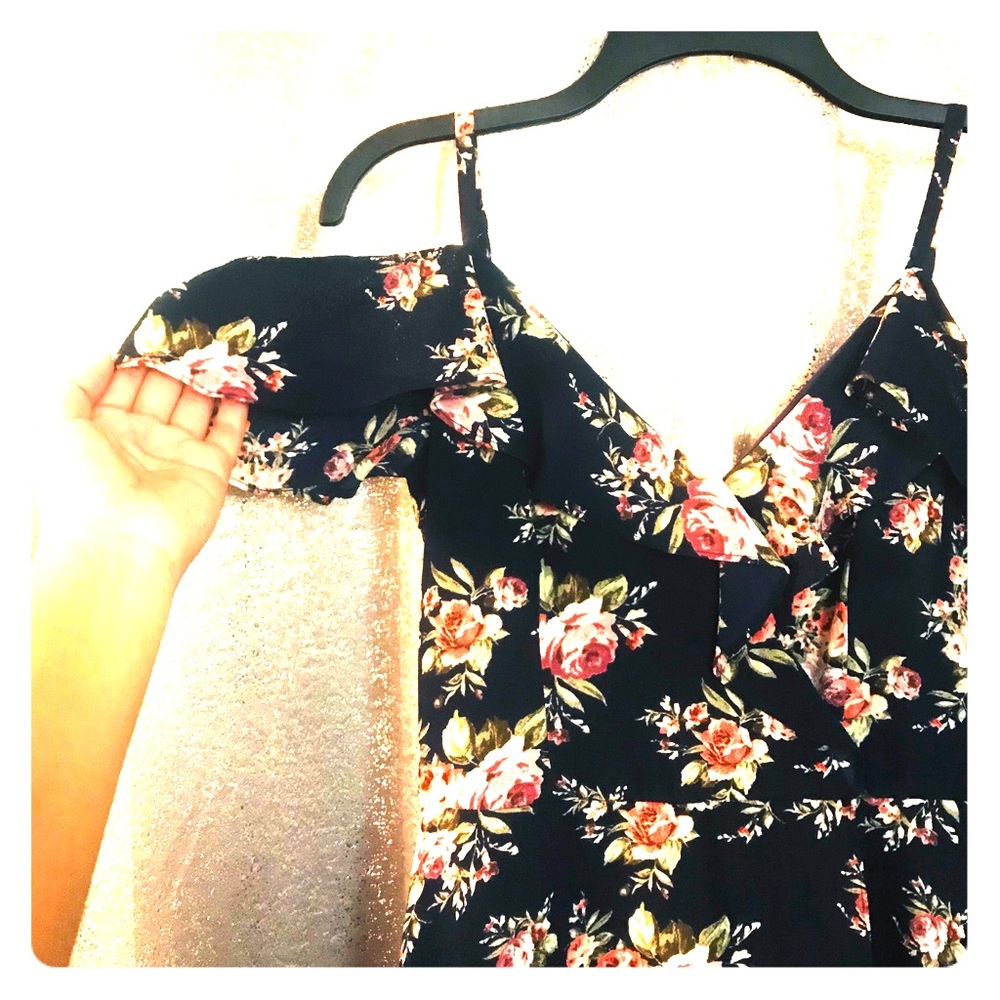 Floral strap, Off-the-shoulder dress